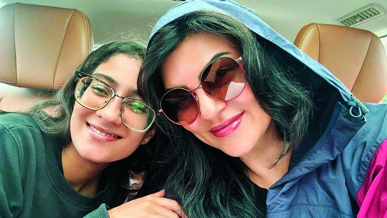 સુસ્મિતા સેને દત્તક લીધેલી મોટી દીકરી રેની